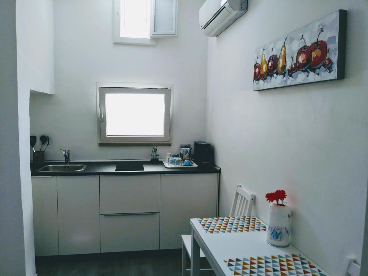 B&B 20 Archi Monopoli Szoba fotó